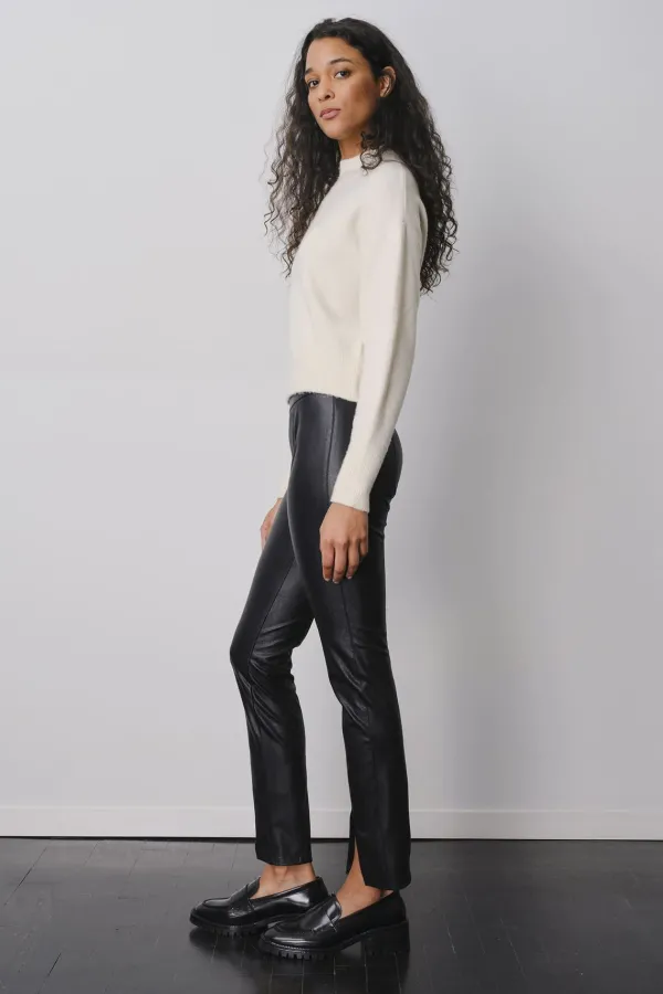 Pants*AVENUE MONTAIGNE Max Pleather Black